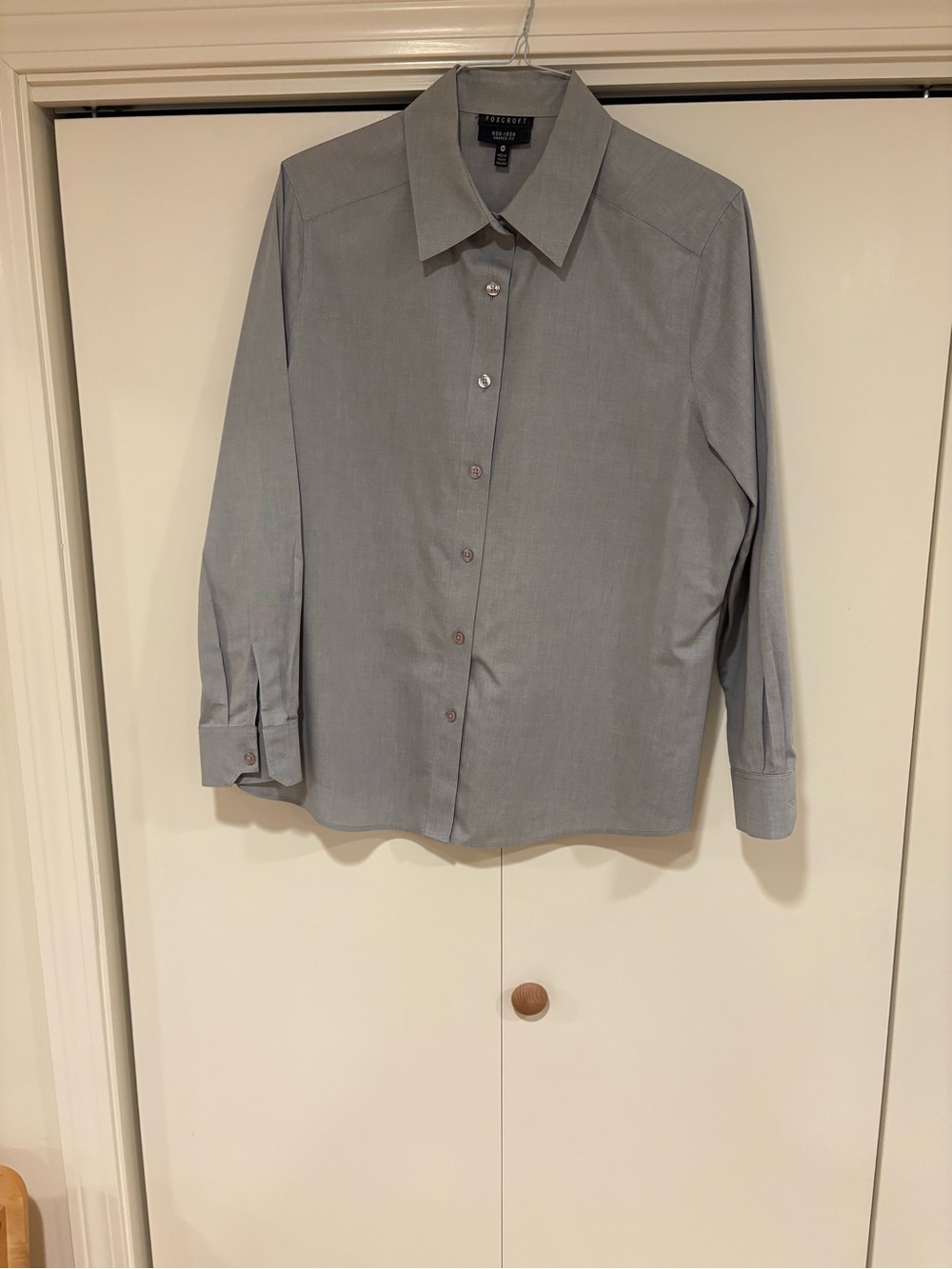 Foxcroft Women’s Dress Shirt in Light Gray